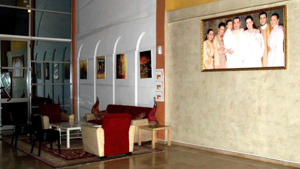 Hotel Atlas Guercif Luaran gambar